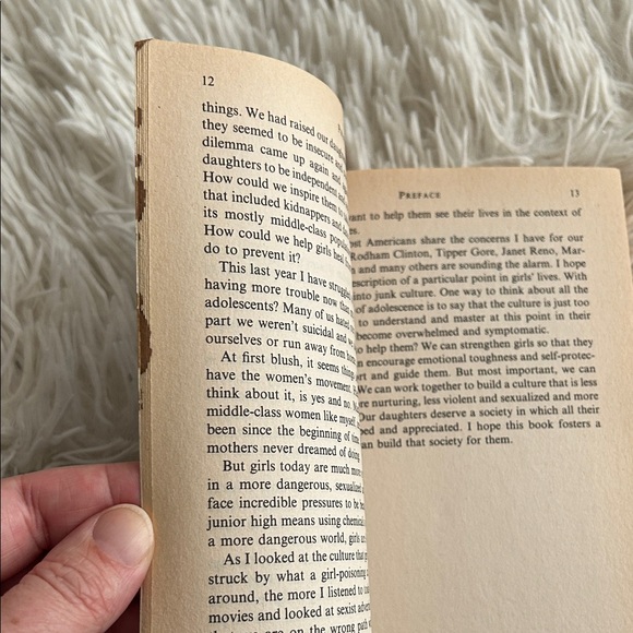 Reviving Ophelia by Mary Piper, iconic feminist text, adolescence - Picture 6 of 8